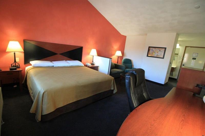 Surestay By Western Hotel 3*